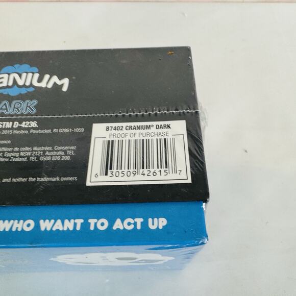 Cranium Dark Adult Party Game [New/Damaged Box] 2015 Hasbro Gaming - Picture 3 of 6